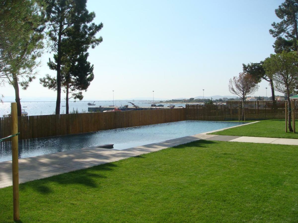 Apartamento De Mar Y Playa En Illa De Arousa Екстериор снимка